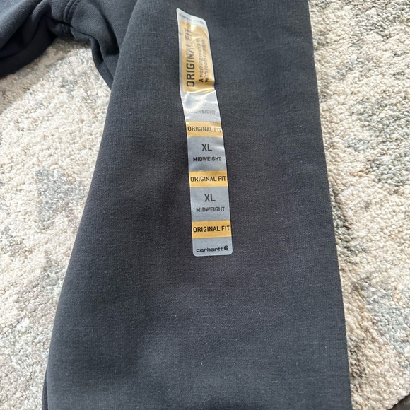 Carhartt Pullover hoodie Medium weight - Picture 2 of 3